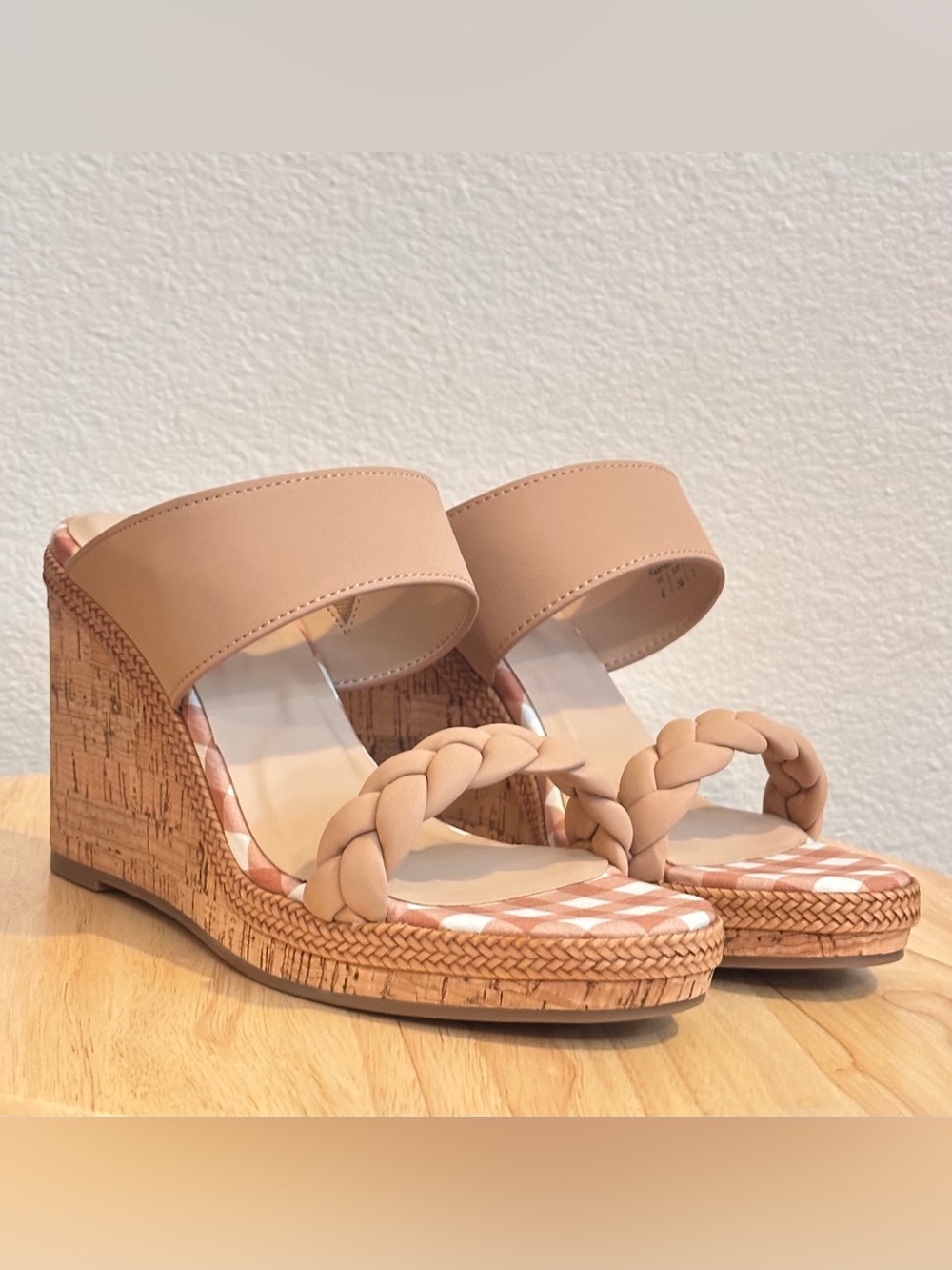 NWT. Draper James Tan Braided Cork Wedge Sandals Size 6